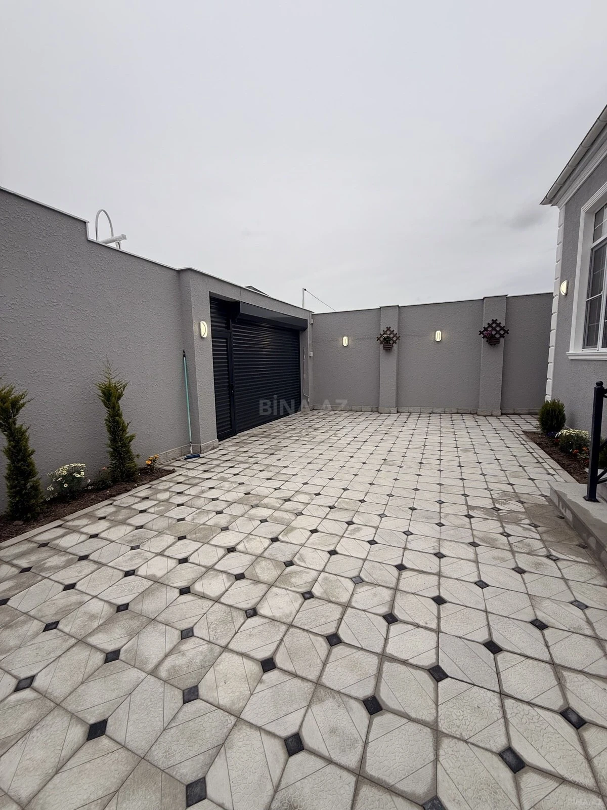 Satılır 4 otaqlı həyət evi 140 m²