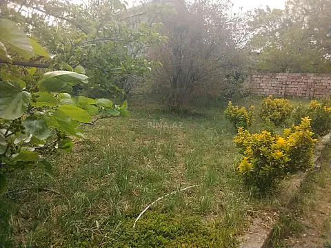 Satılır 3 otaqlı həyət evi 65 m²