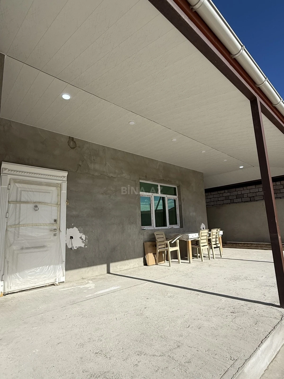 Satılır 6 otaqlı həyət evi 265 m²