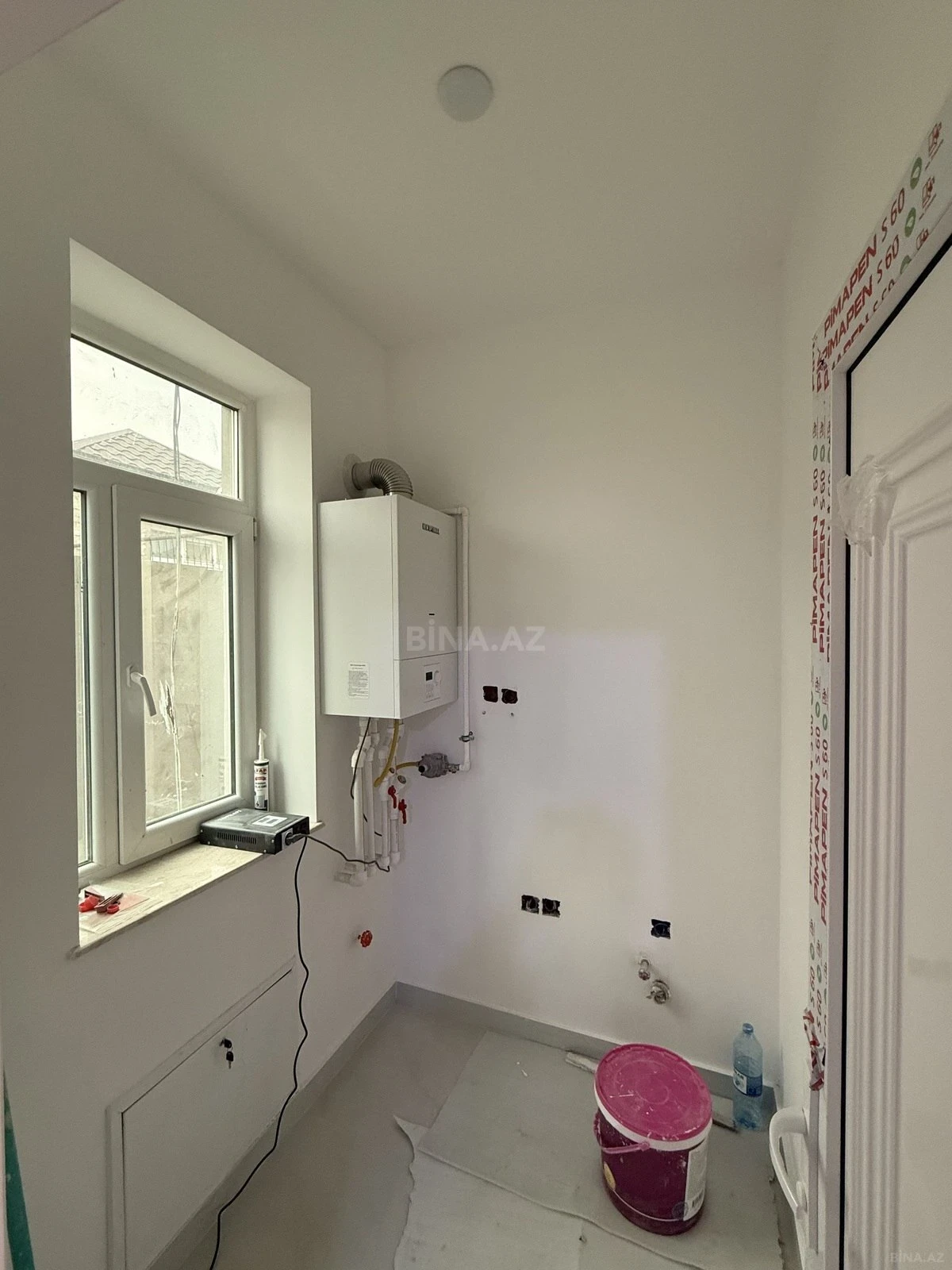 Satılır 6 otaqlı həyət evi 265 m²