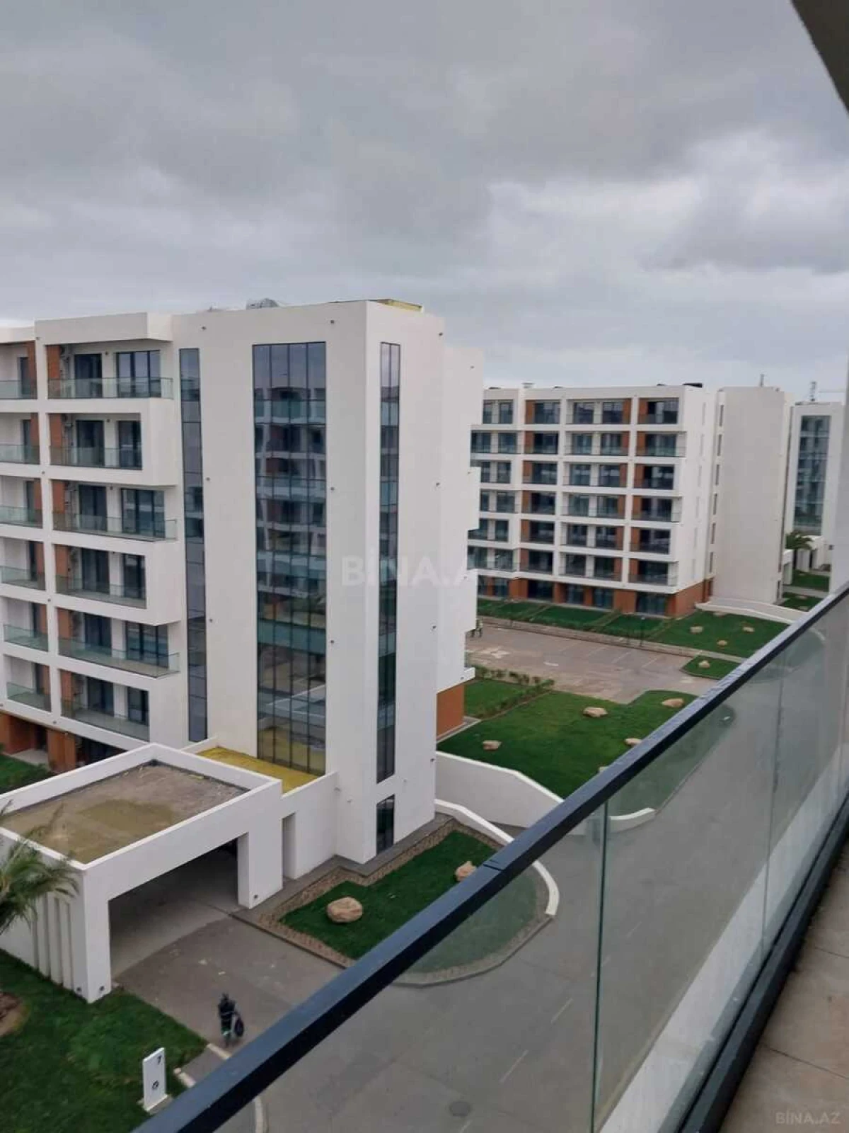 Satılır 1 otaqlı mənzil 59 m²