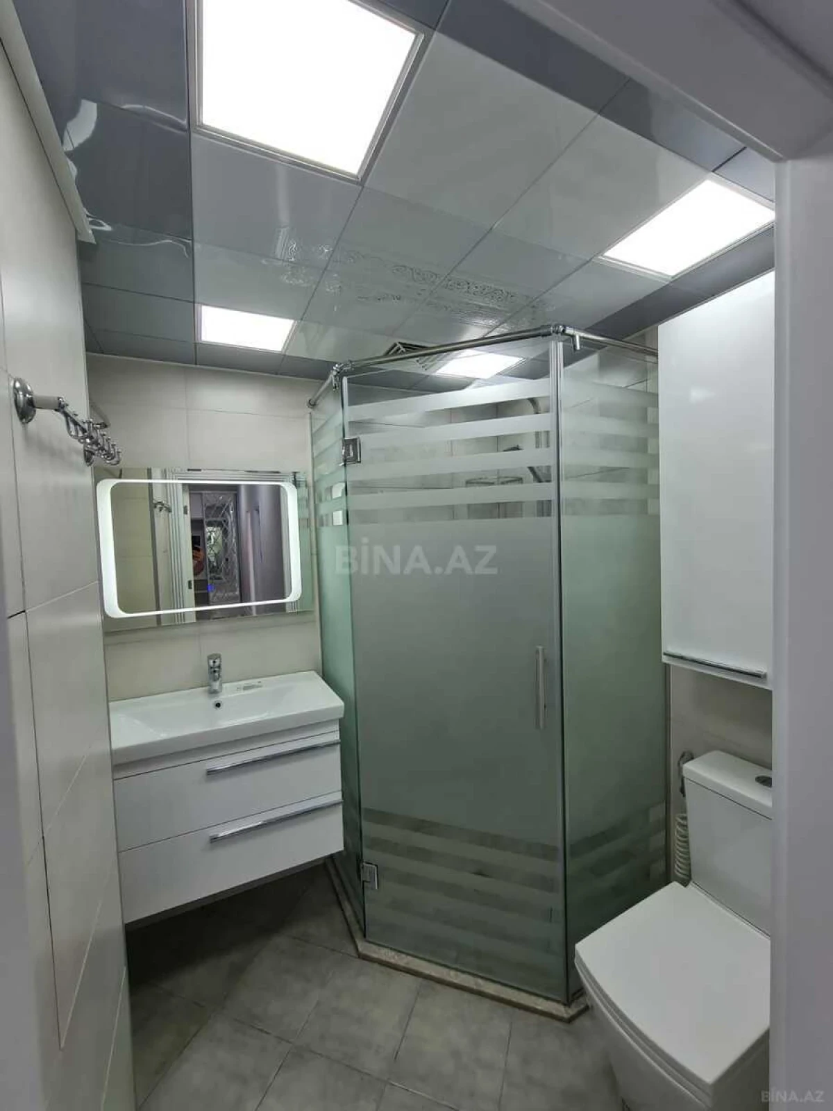Satılır 1 otaqlı mənzil 59 m²