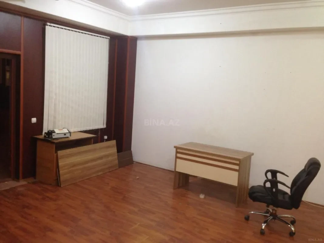 Kirayə verilir 1 otaqlı ofis 42 m²