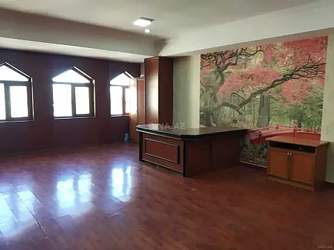 Kirayə verilir 1 otaqlı ofis 42 m²