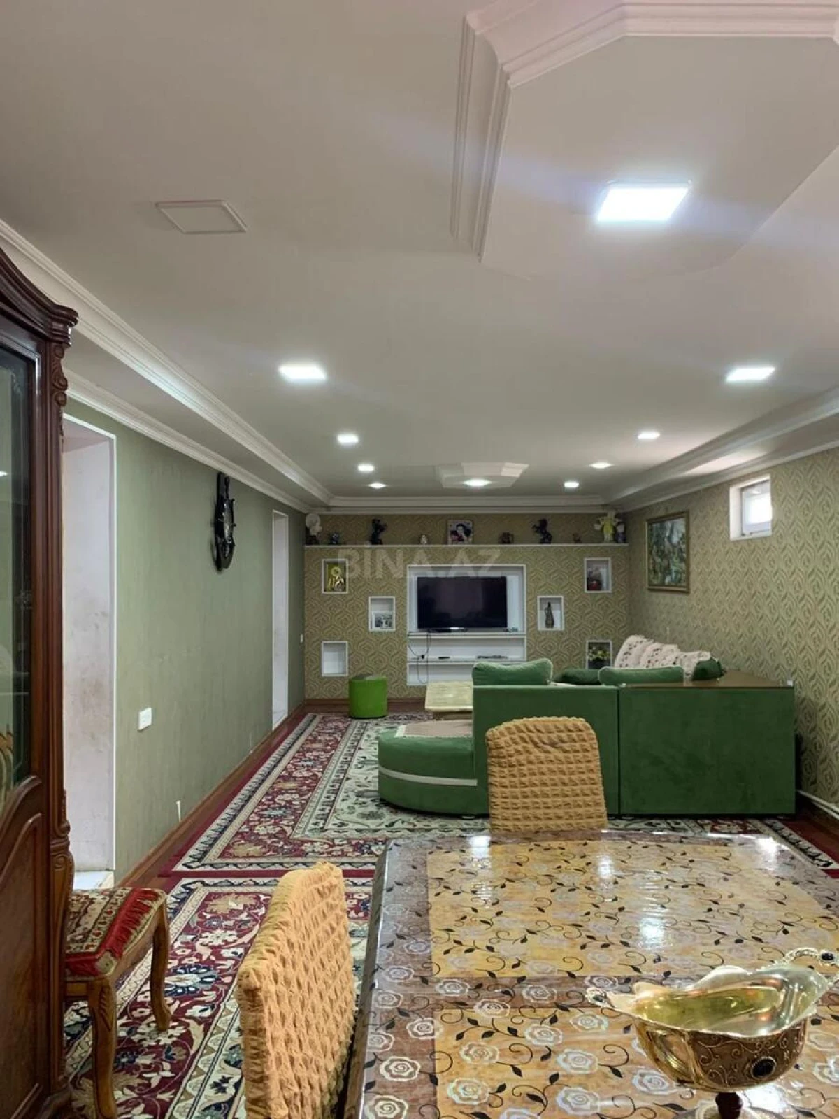 Satılır 6 otaqlı həyət evi 280 m²