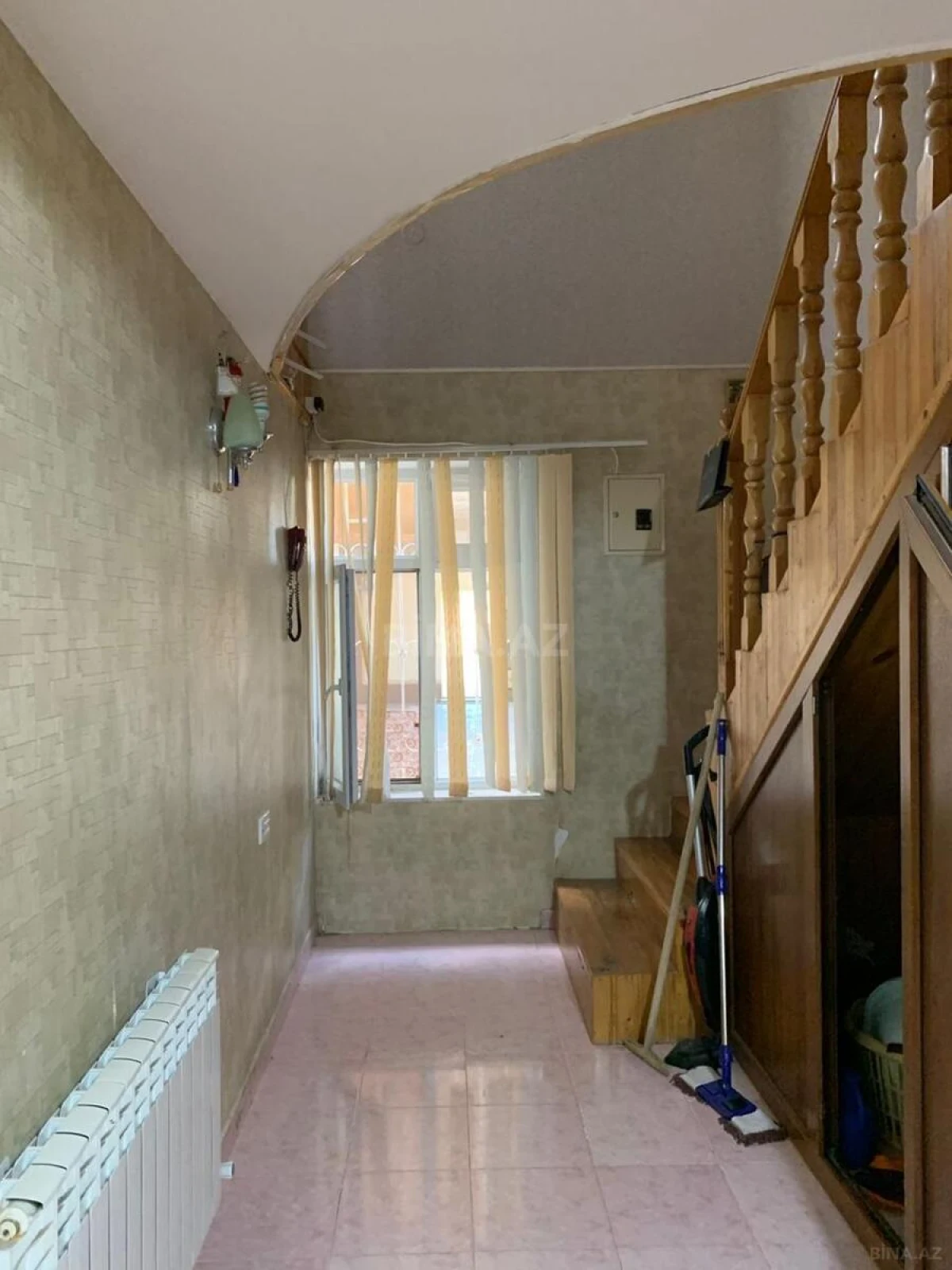 Satılır 6 otaqlı həyət evi 280 m²