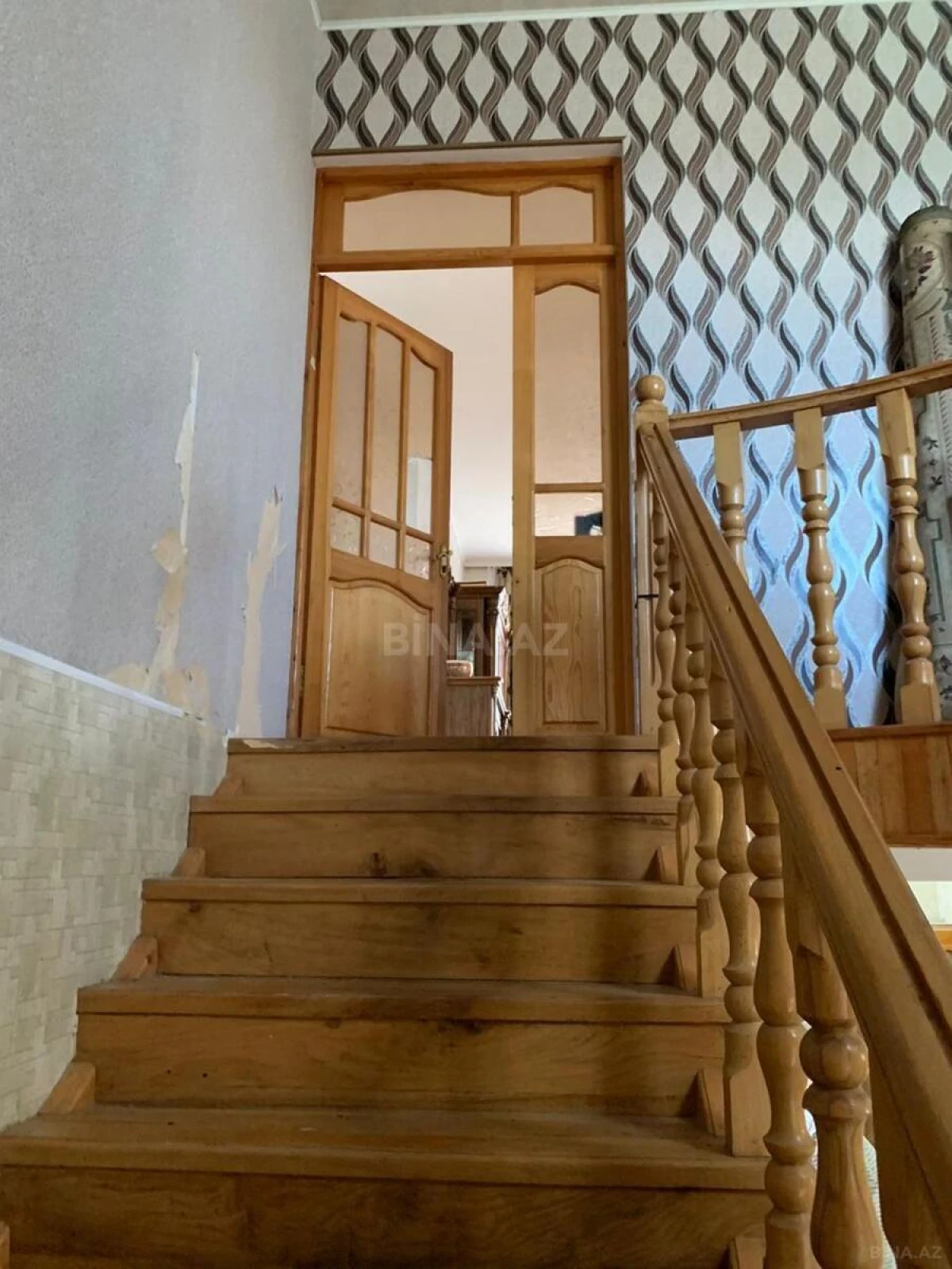 Satılır 6 otaqlı həyət evi 280 m²