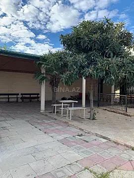 Satılır 6 otaqlı həyət evi 280 m²
