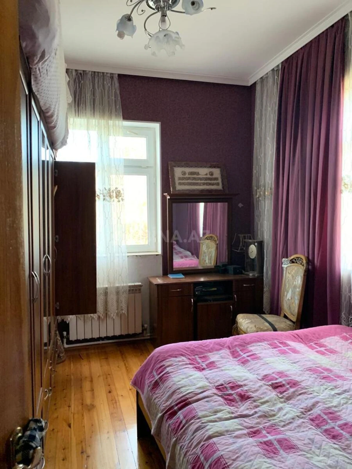 Satılır 6 otaqlı həyət evi 280 m²