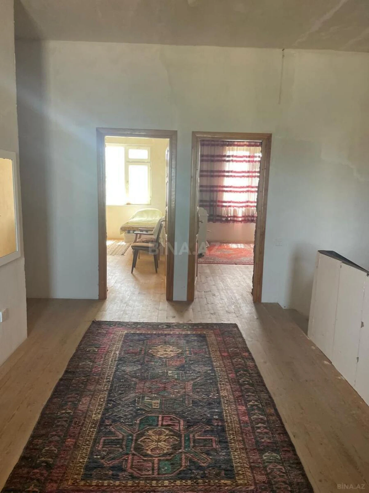 Satılır 7 otaqlı həyət evi 300 m²