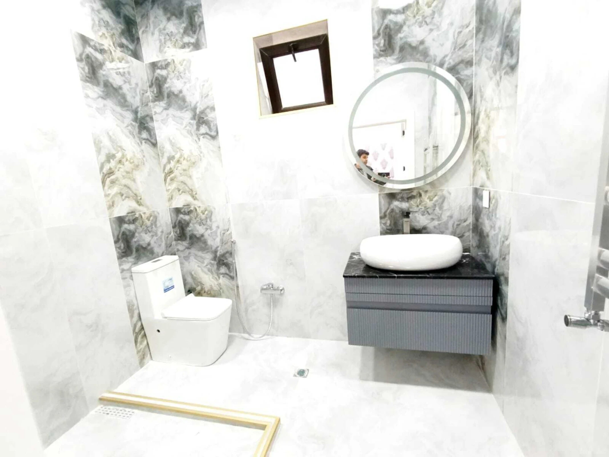 Satılır 6 otaqlı həyət evi 230 m²