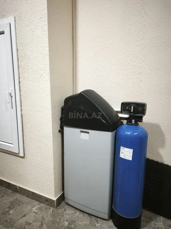 Satılır 4 otaqlı mənzil 273 m²
