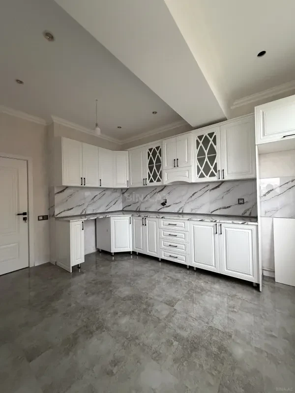 Satılır 2 otaqlı mənzil 90 m²