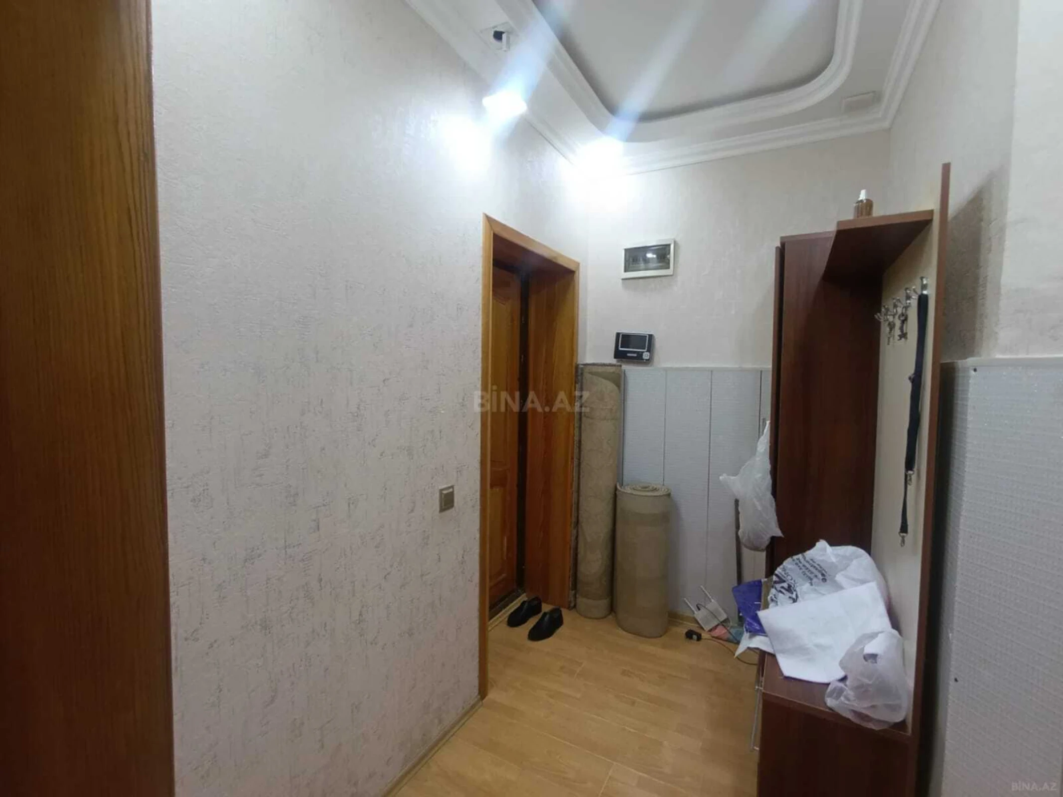 Kirayə verilir 2 otaqlı mənzil 60 m²