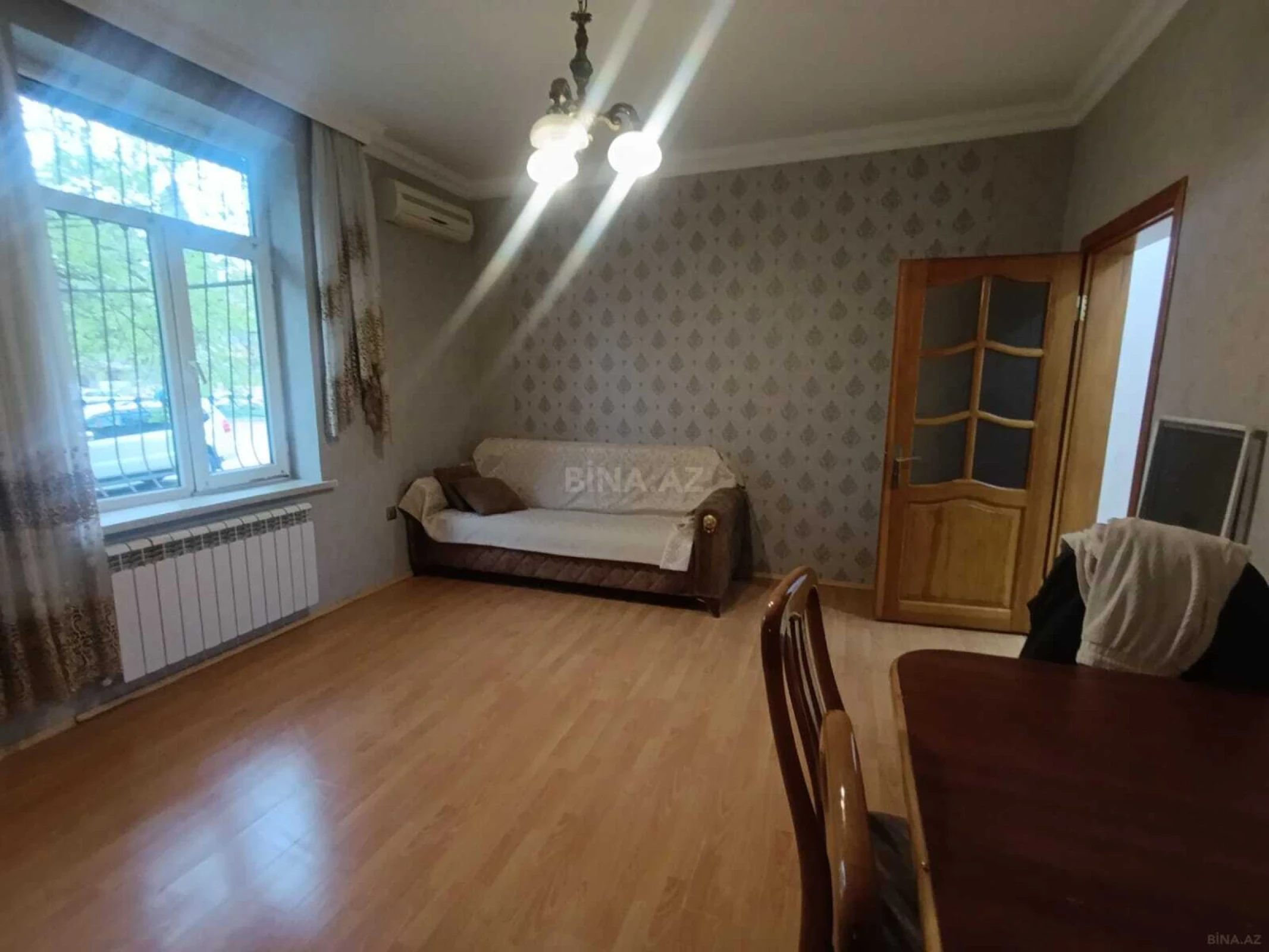 Kirayə verilir 2 otaqlı mənzil 60 m²