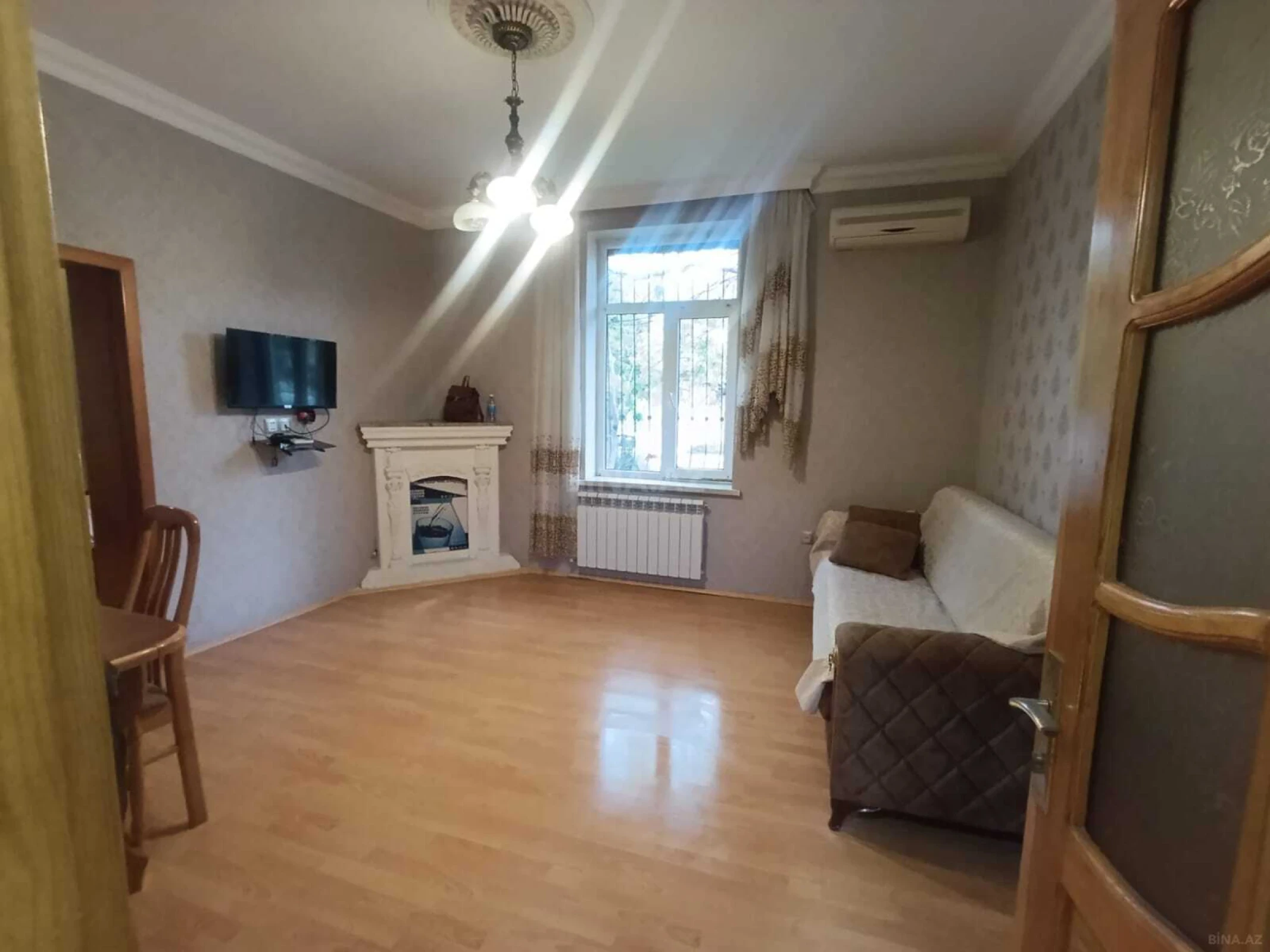 Kirayə verilir 2 otaqlı mənzil 60 m²