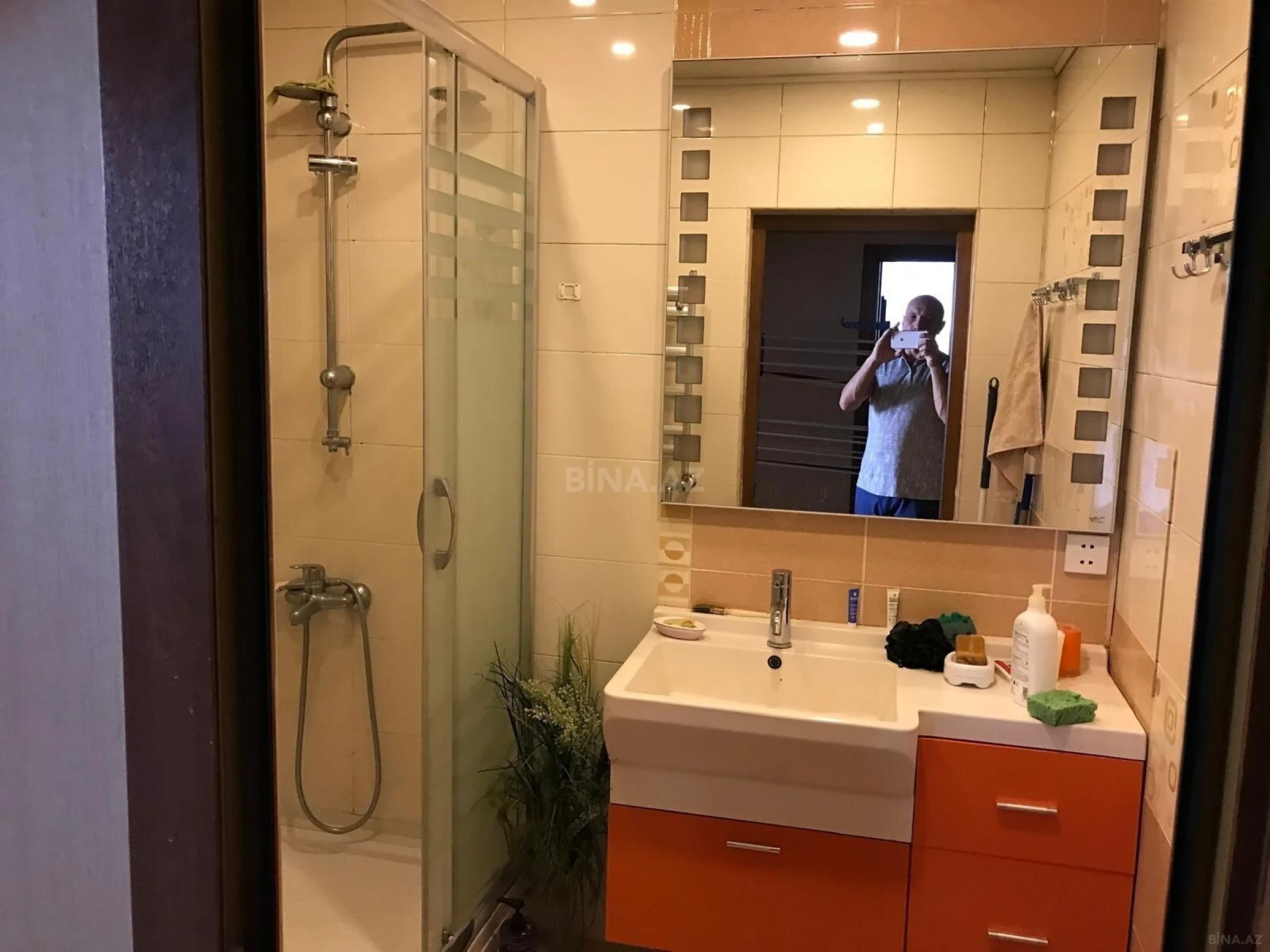 Kirayə verilir 3 otaqlı mənzil 100 m²