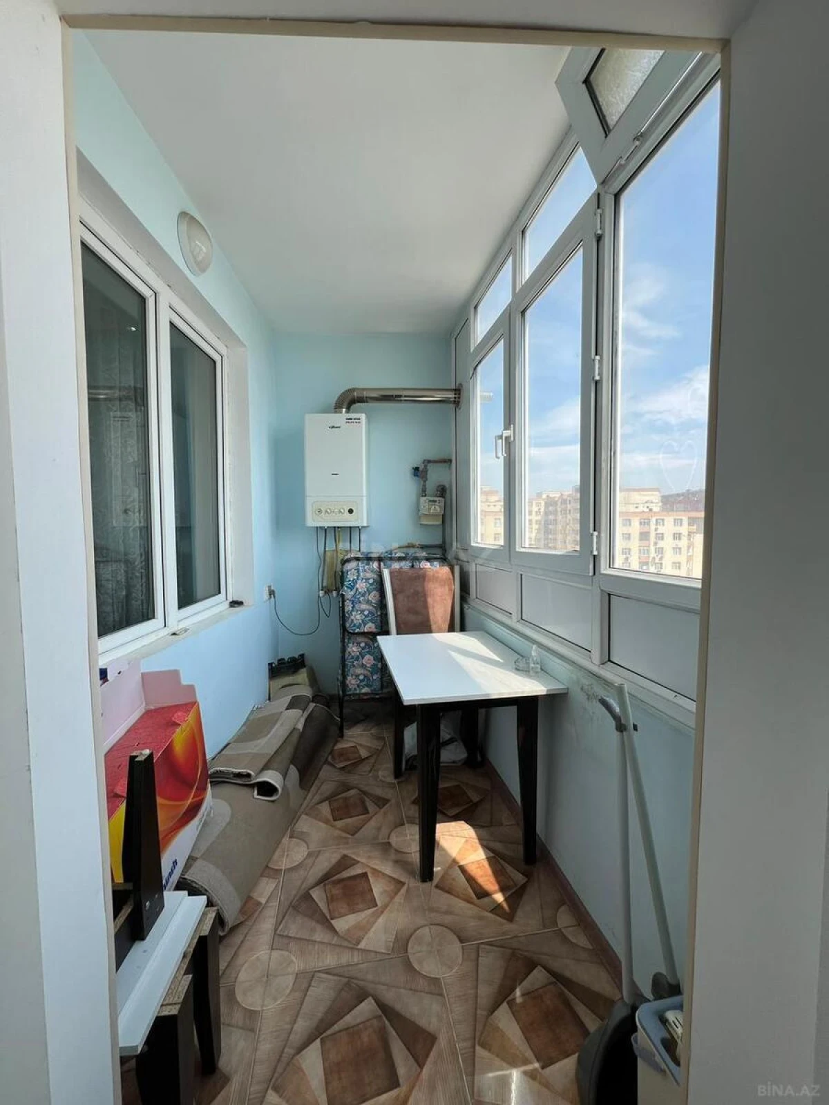Kirayə verilir 2 otaqlı mənzil 80 m²