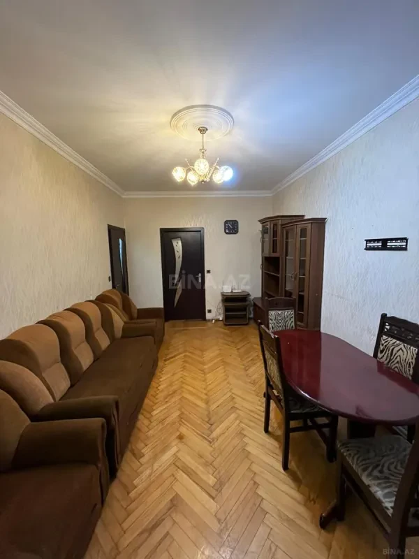 Satılır 2 otaqlı mənzil 55 m²