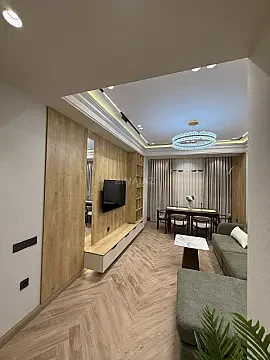 Satılır 2 otaqlı mənzil 83 m²