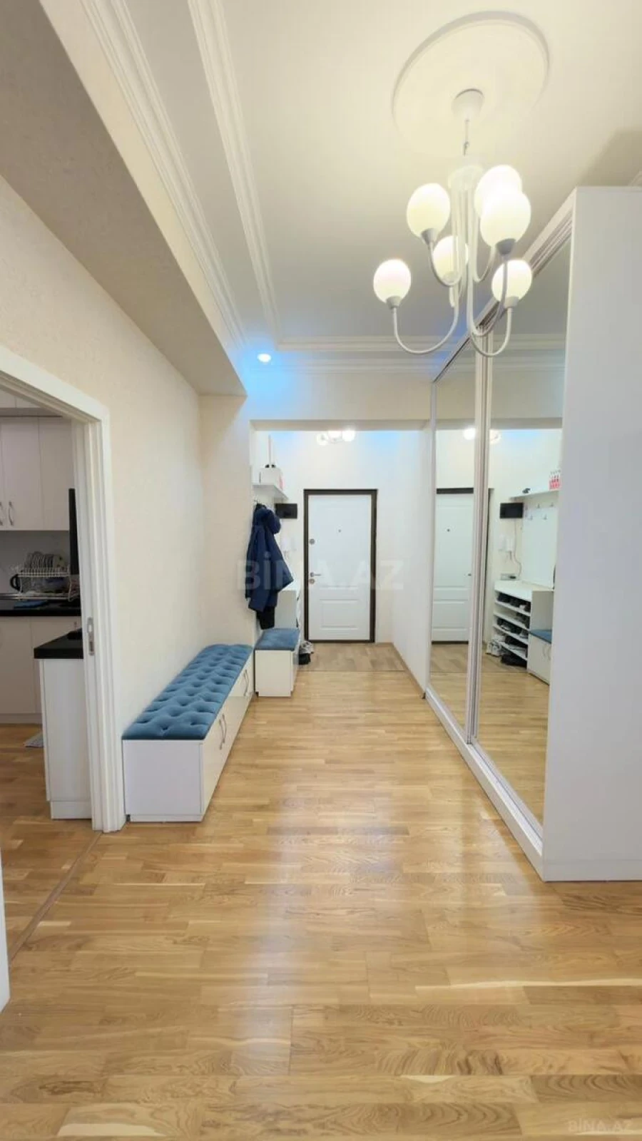 Satılır 3 otaqlı mənzil 112 m²