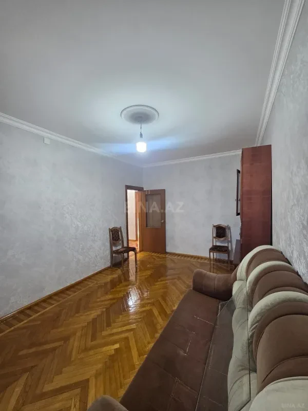 Kirayə verilir 4 otaqlı mənzil 100 m²