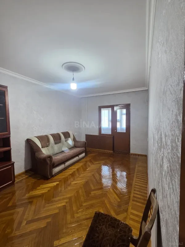 Kirayə verilir 4 otaqlı mənzil 100 m²