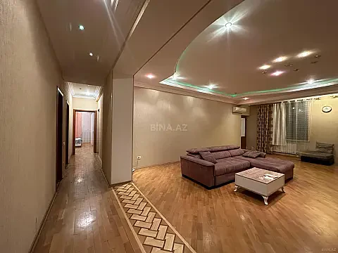 Kirayə verilir 3 otaqlı mənzil 148 m²