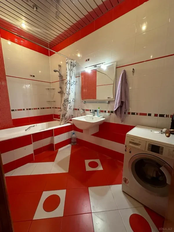 Kirayə verilir 3 otaqlı mənzil 148 m²