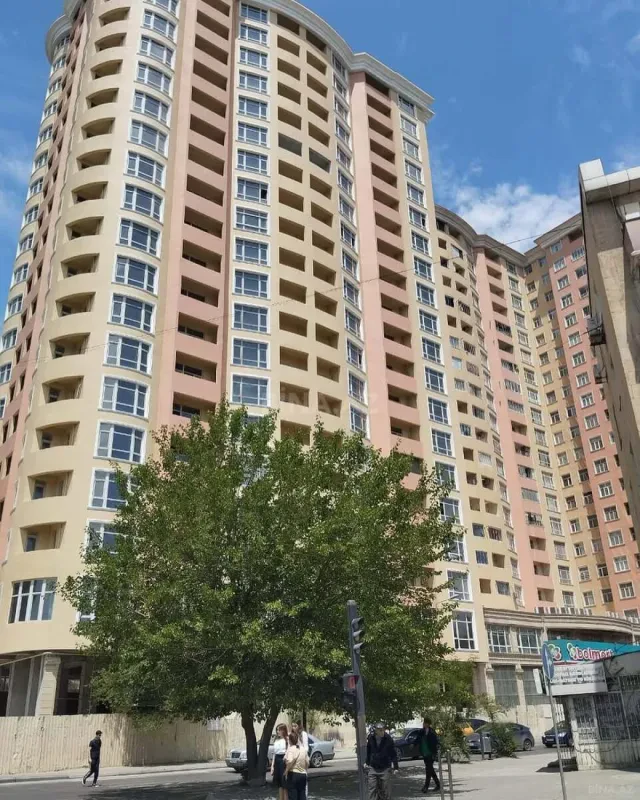 Satılır 1 otaqlı mənzil 62 m²