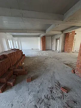 Kirayə verilir 8 otaqlı ofis 300 m²