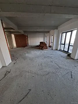 Kirayə verilir 8 otaqlı ofis 300 m²