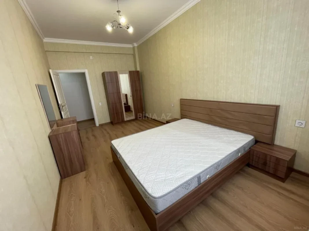 Kirayə verilir 2 otaqlı mənzil 70 m²