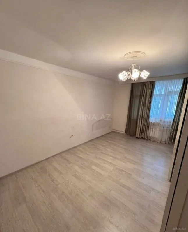 Satılır 1 otaqlı mənzil 28 m²