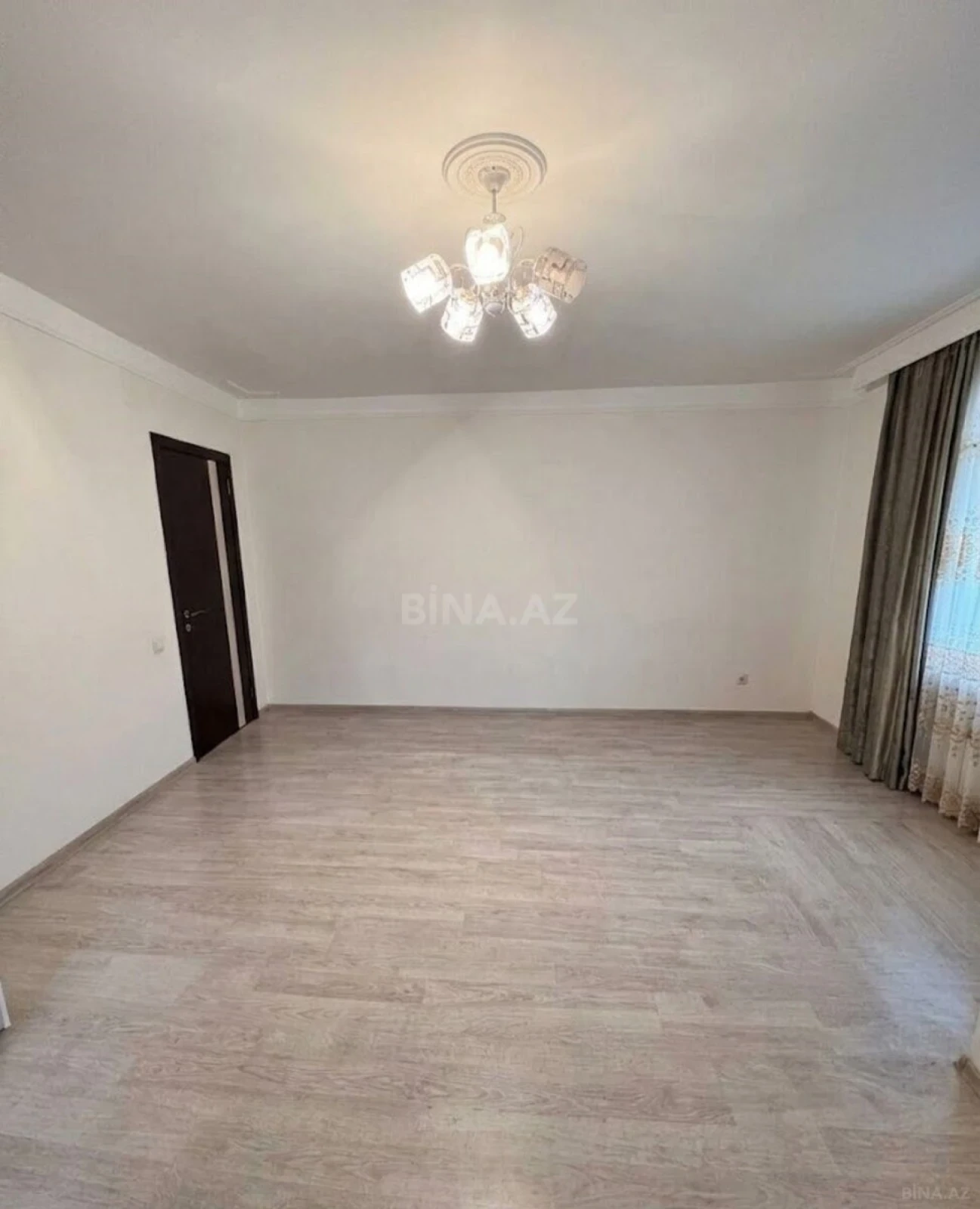 Satılır 1 otaqlı mənzil 28 m²