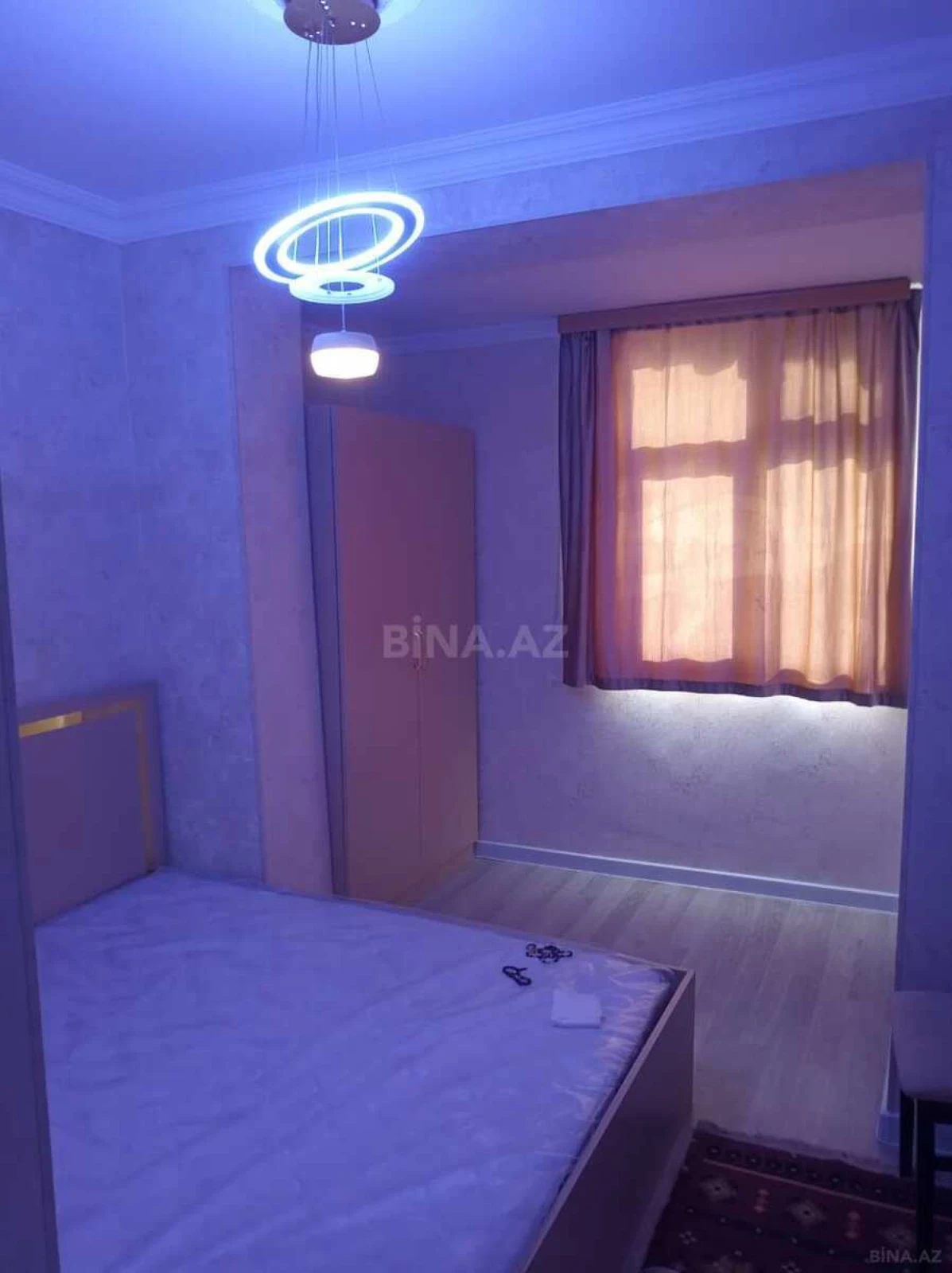 Kirayə verilir 2 otaqlı mənzil 60 m²
