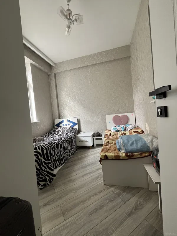 Satılır 3 otaqlı mənzil 54 m²