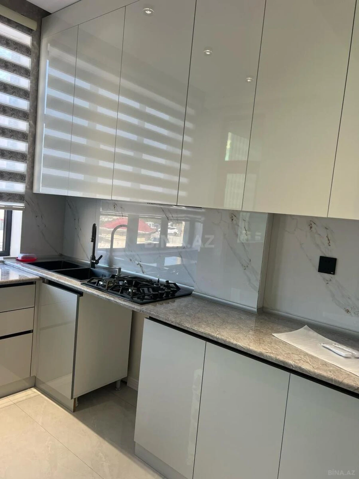 Satılır 2 otaqlı mənzil 55 m²