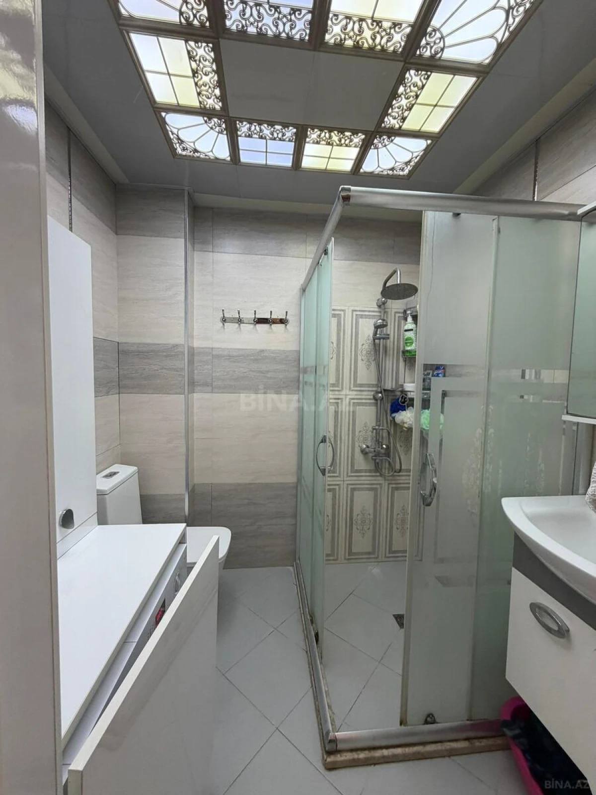 Satılır 2 otaqlı mənzil 82 m²