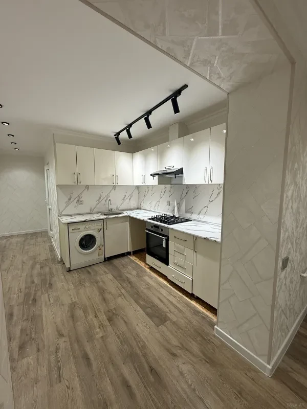 Satılır 2 otaqlı mənzil 65 m²