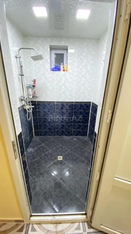 Satılır 6 otaqlı həyət evi 200 m²