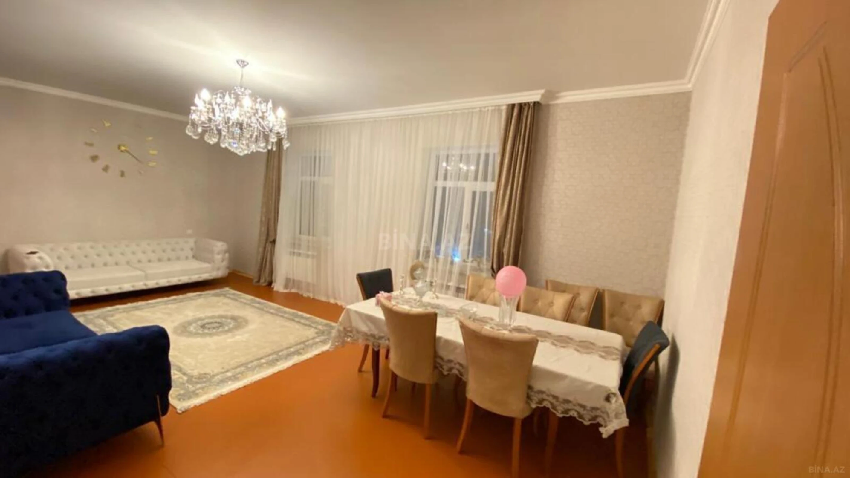 Satılır 6 otaqlı həyət evi 200 m²