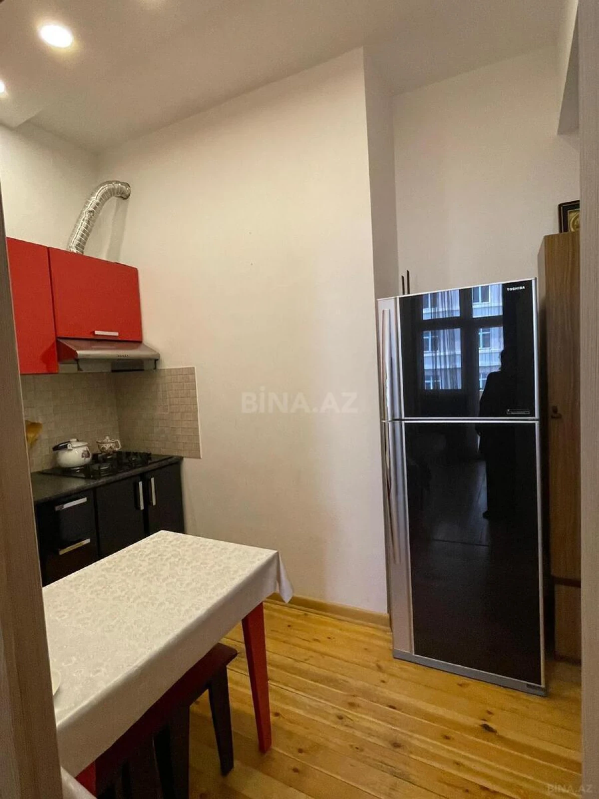 Kirayə verilir 2 otaqlı mənzil 60 m²
