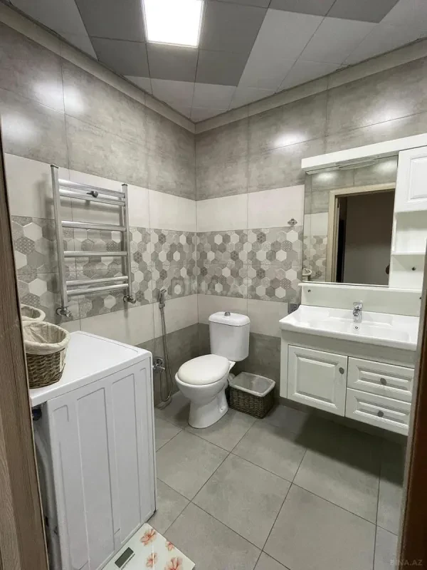 Kirayə verilir 2 otaqlı mənzil 60 m²