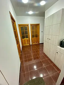 Kirayə verilir 4 otaqlı mənzil 100 m²
