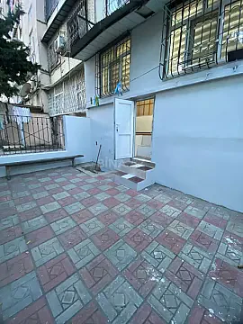 Kirayə verilir 4 otaqlı mənzil 100 m²