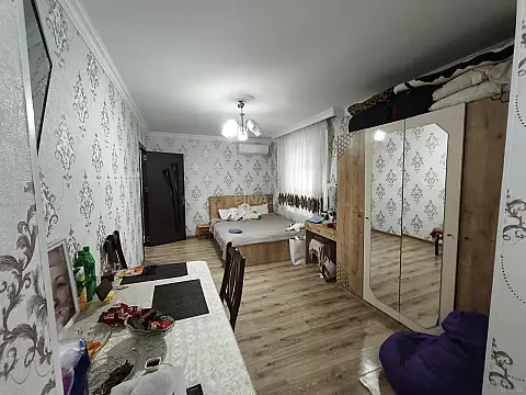 Satılır 1 otaqlı mənzil 35 m²