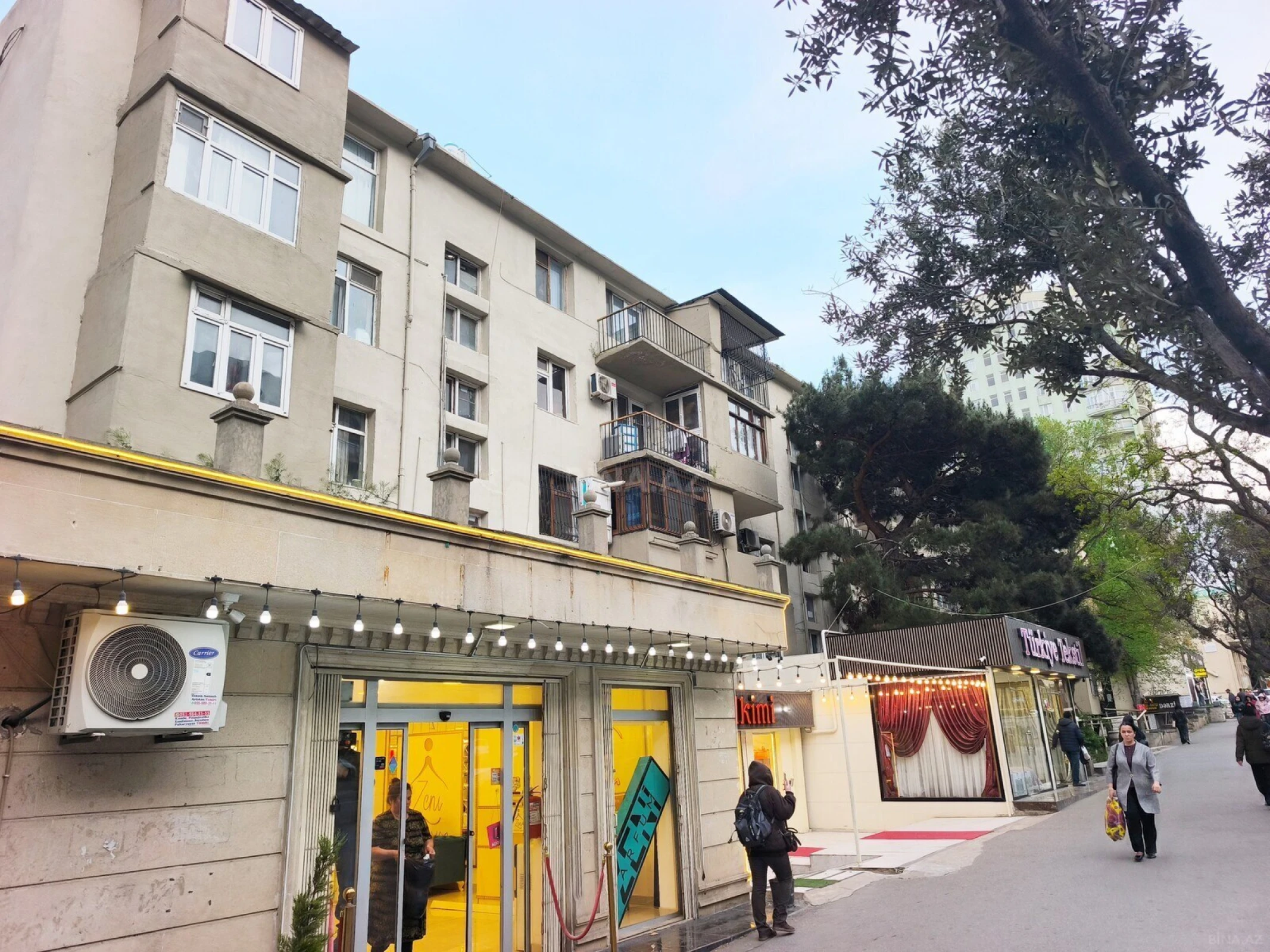 Satılır 1 otaqlı mənzil 35 m²