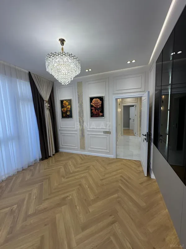 Satılır 3 otaqlı mənzil 102 m²