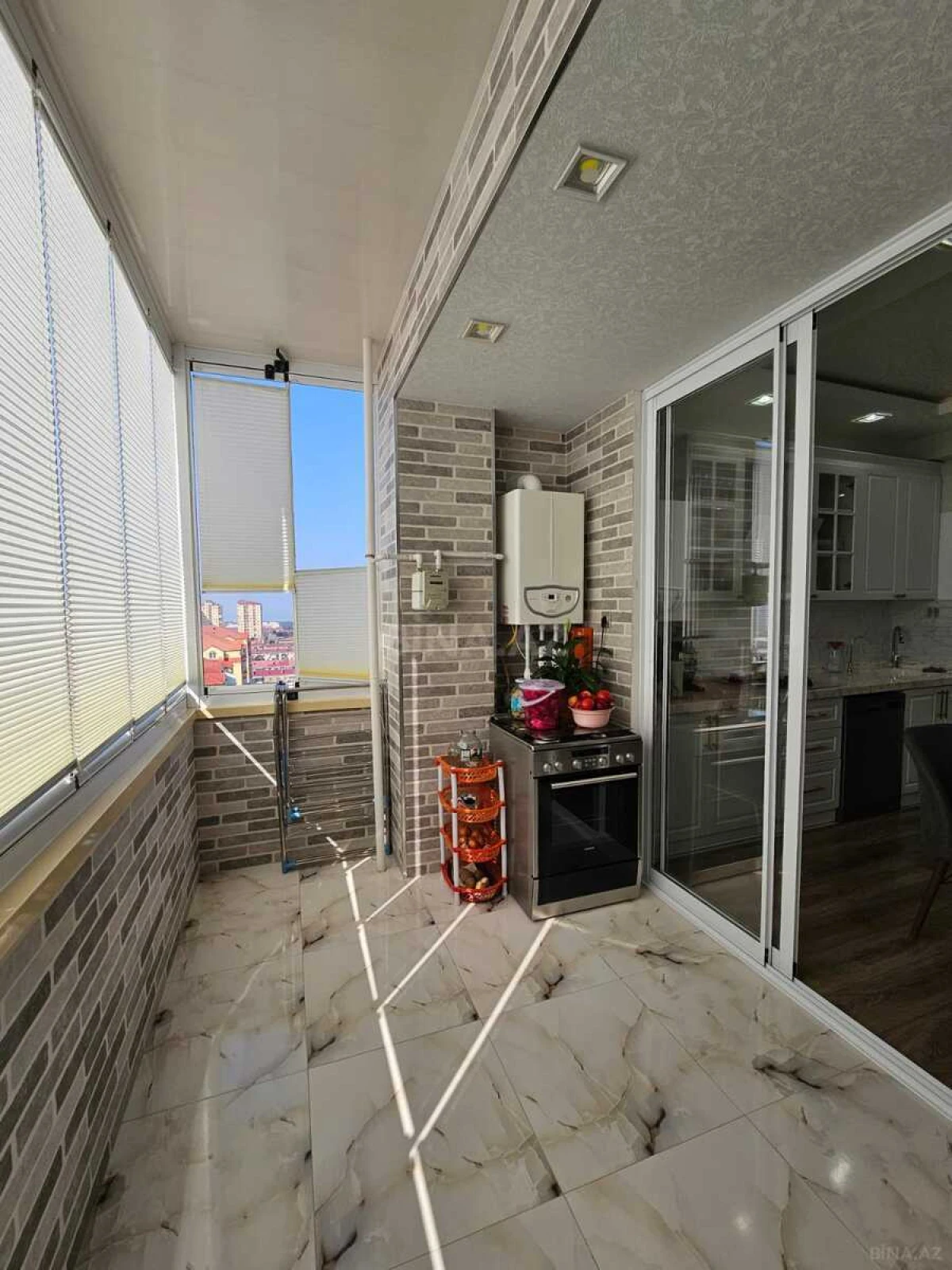 Satılır 3 otaqlı mənzil 133 m²